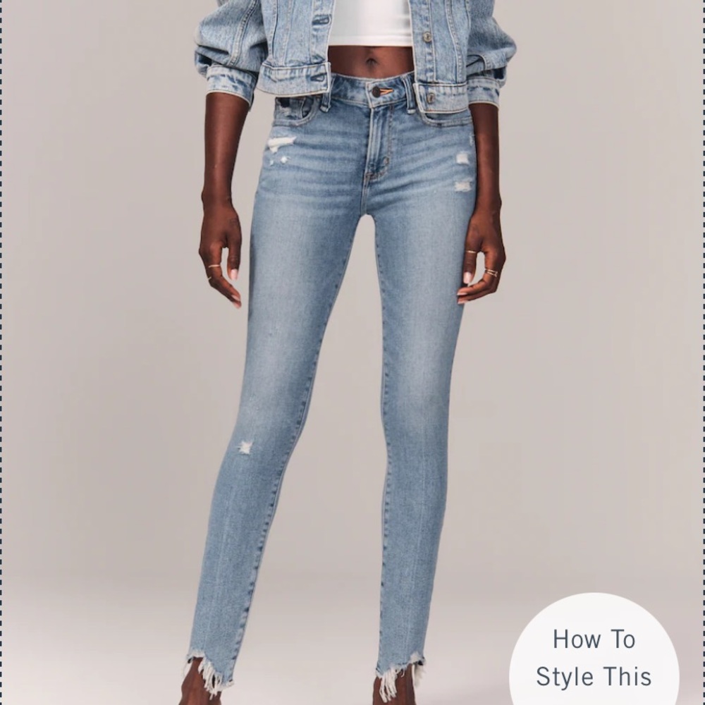 Abercrombie light wash super skinny ankle jeans